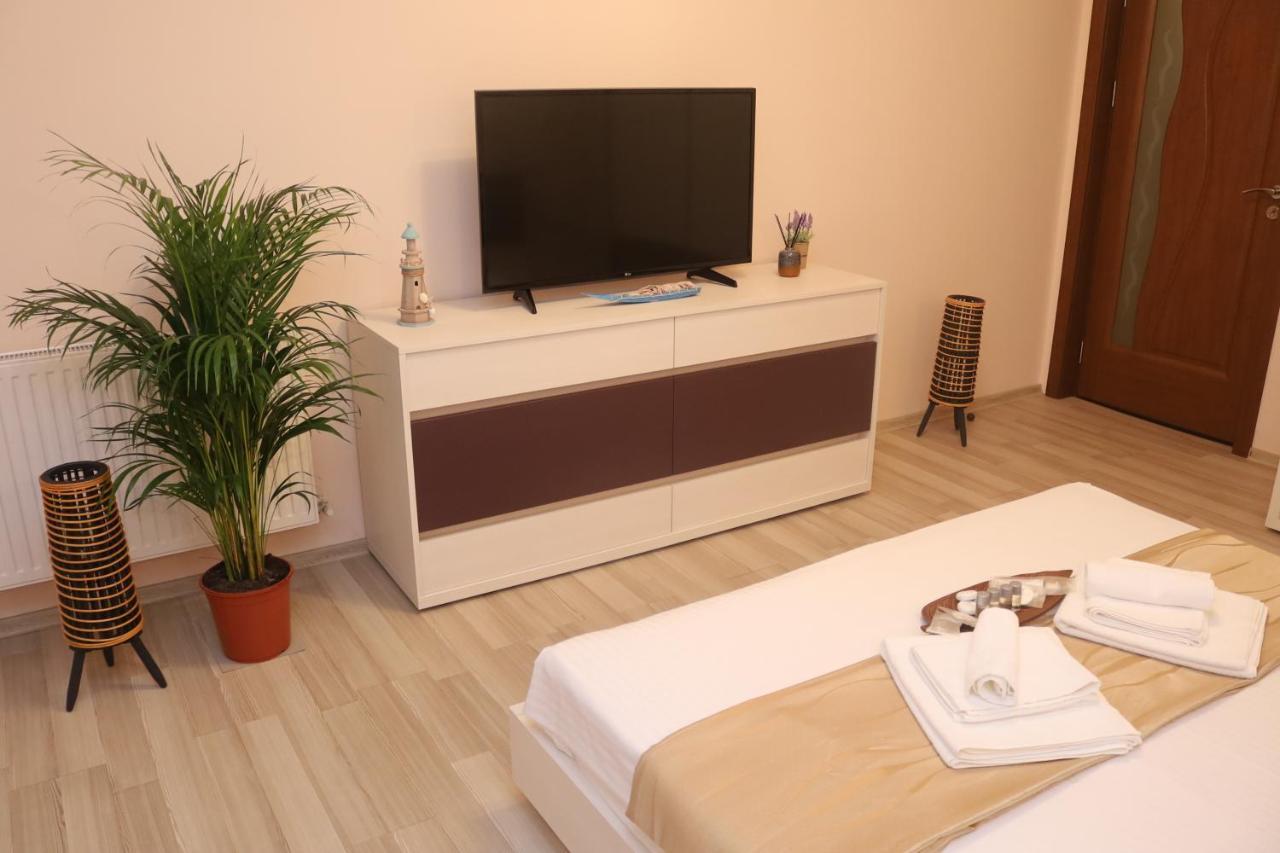 Vega Beach Apartment Mamaia Ngoại thất bức ảnh